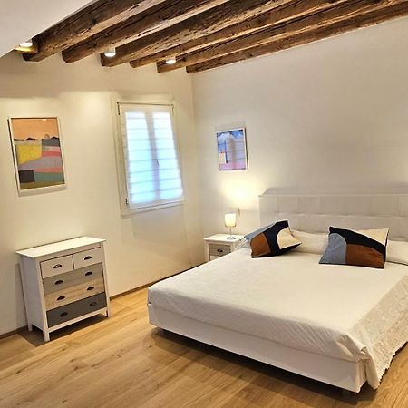 Small Villa With Private Garden Венеция Экстерьер фото